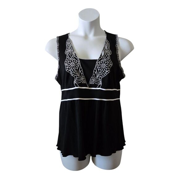 Ann Taylor Black Tunic Tank • White Floral Embroidery • Comfy Stretch • Size XL - Picture 1 of 9